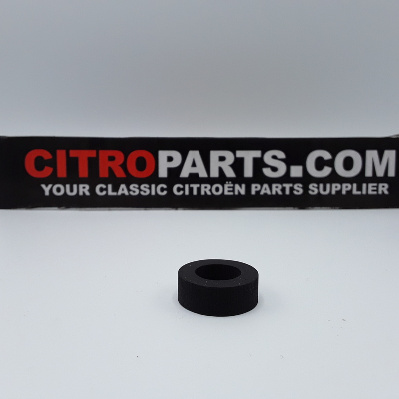 Rubber seal centrically, for the steering gear. Suitable for Citroen DS